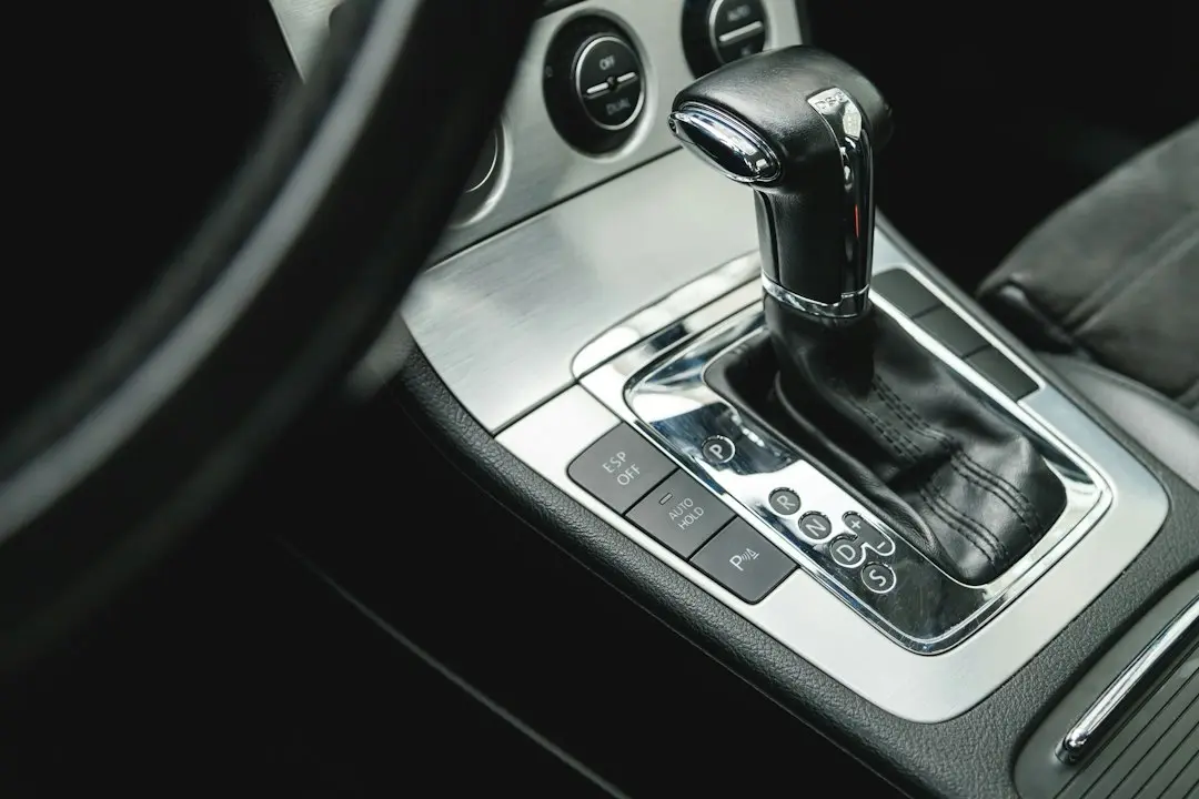 Android Auto are funcții ascunse care bat Apple CarPlay