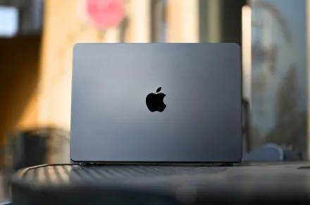 Apple pregătește iMac nou și MacBook Pro cu ecran tactil