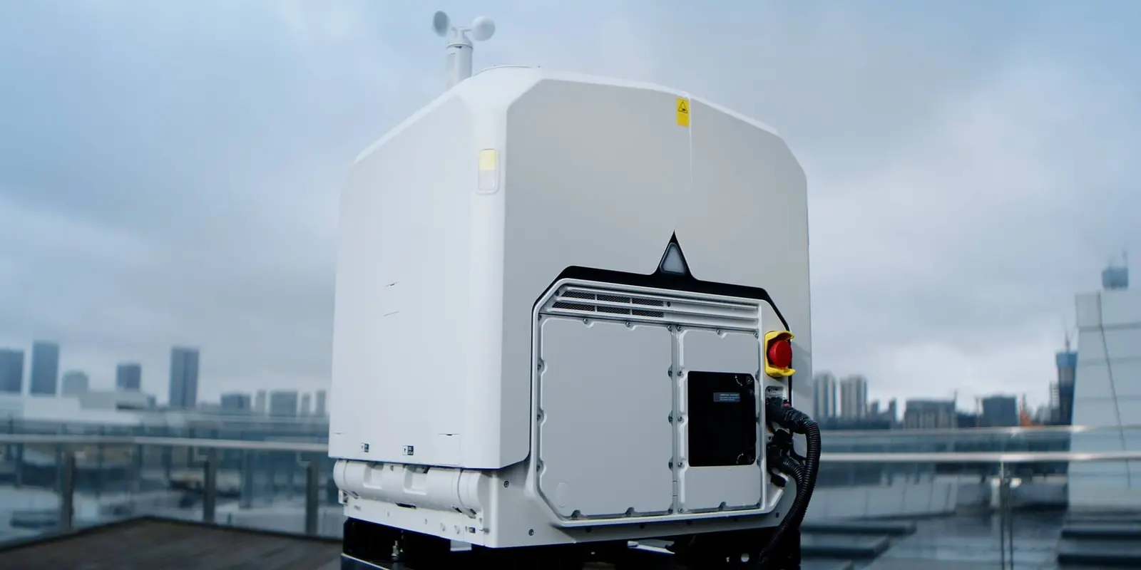 DJI Dock 4: Revoluția schimbului automat de baterii pentru drone industriale