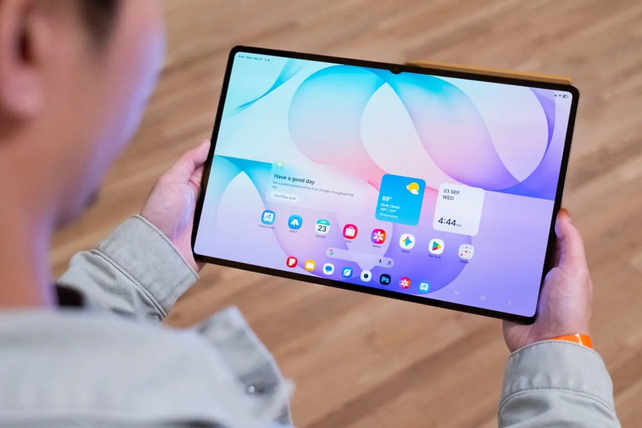 Samsung descoperă deja următoarea metodă de pliere a telefonului
