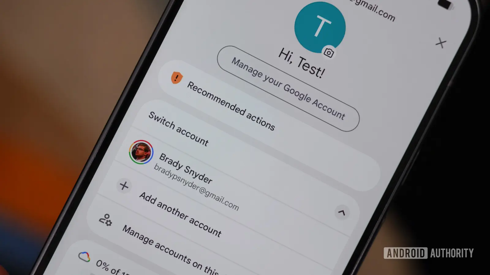 Google leagă numerele de telefon cu conturile tale fără să te întrebe