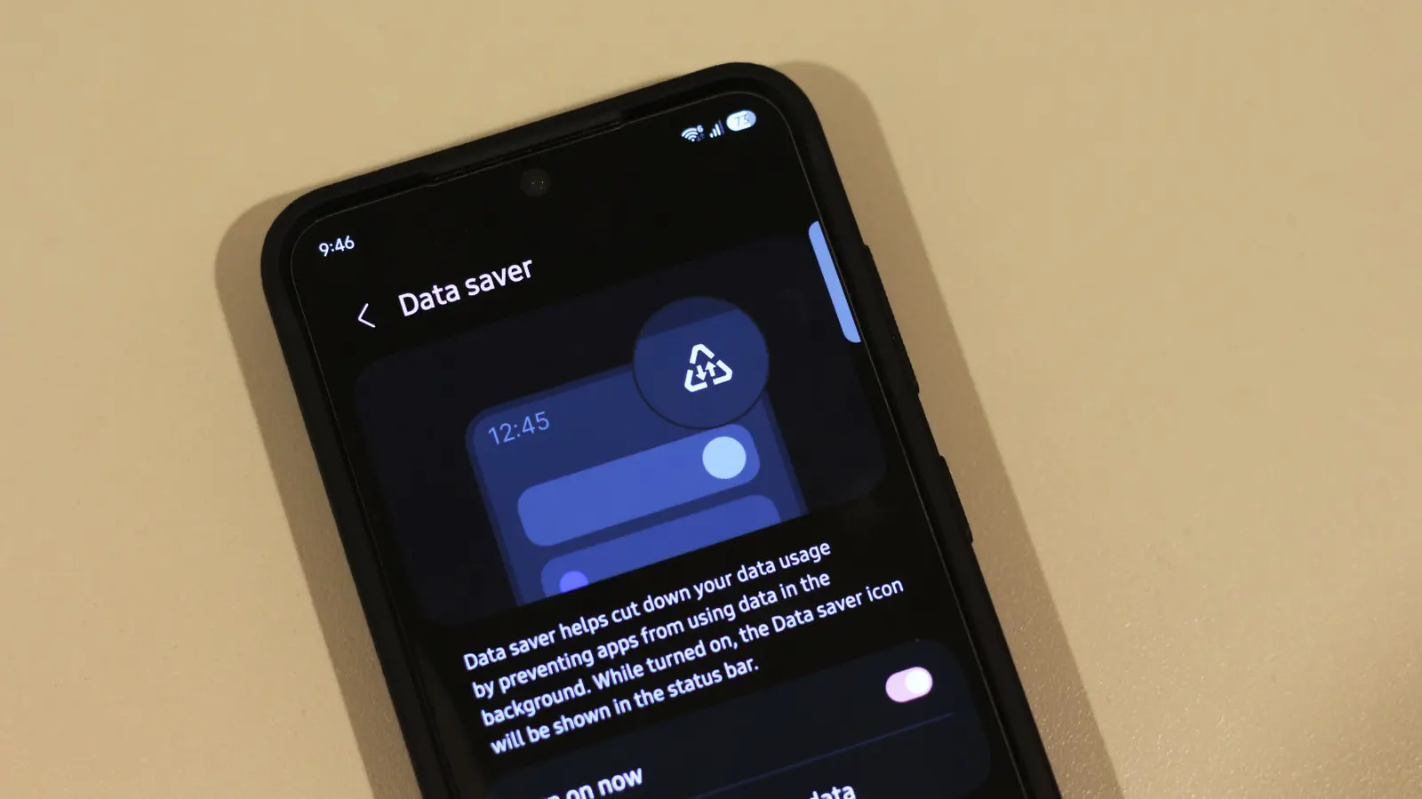 Ce semnifică triunghiul de pe telefoanele Samsung?