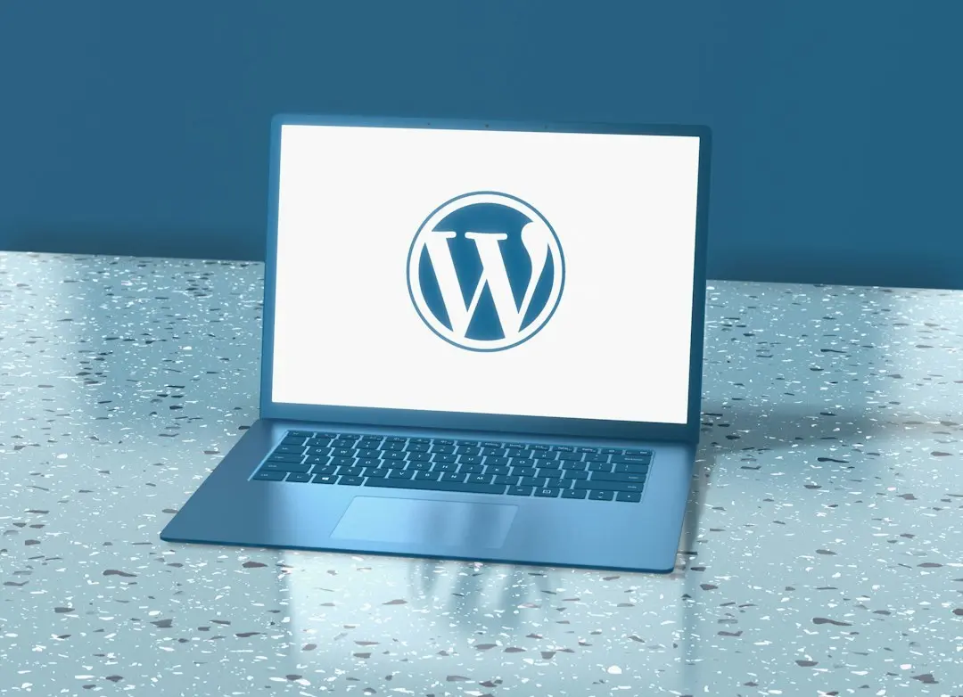 Plugin de backup WordPress compromis, permițând acces backdoor la distanță